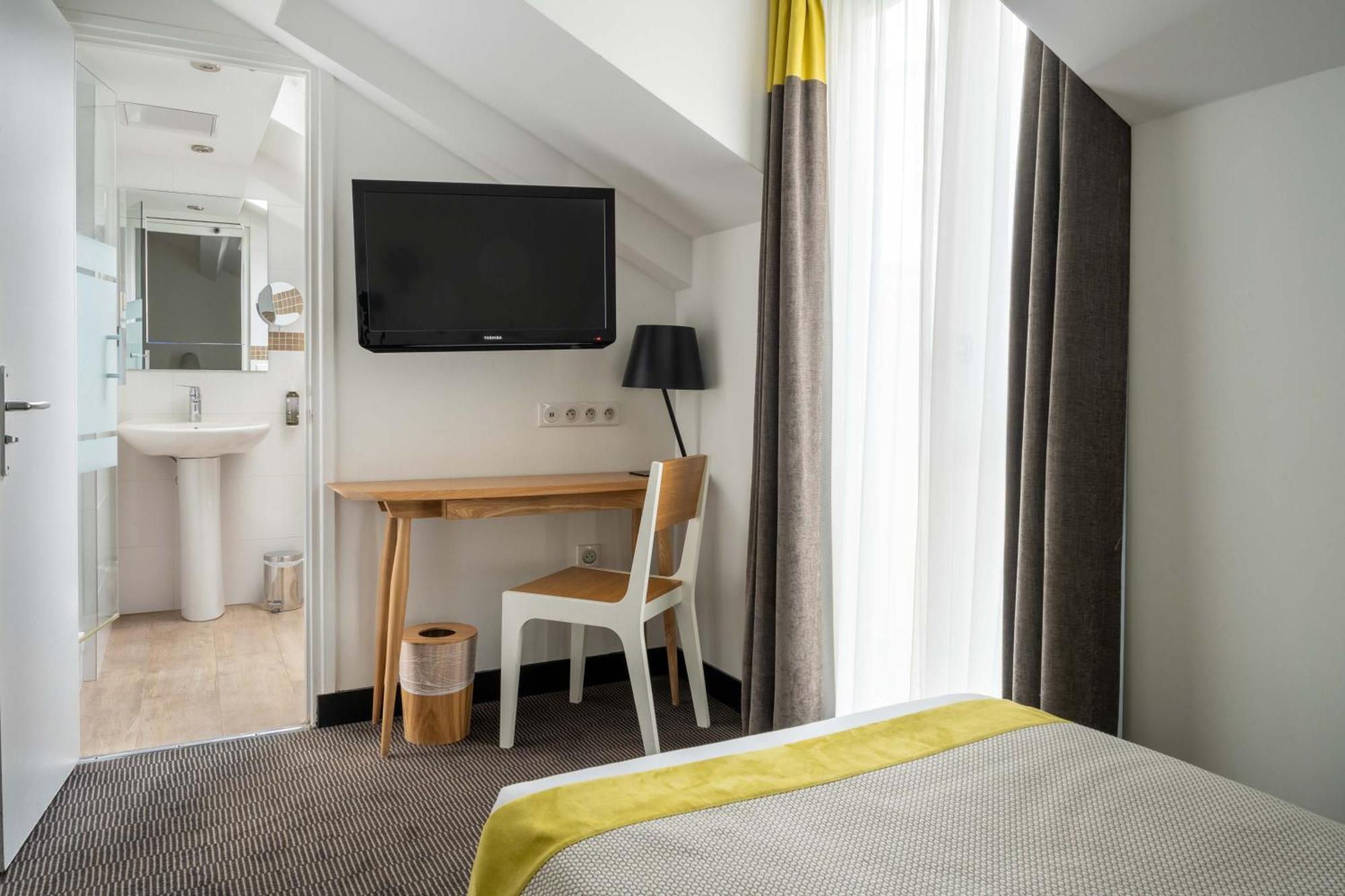 Chambre Triple avec Terrasse
